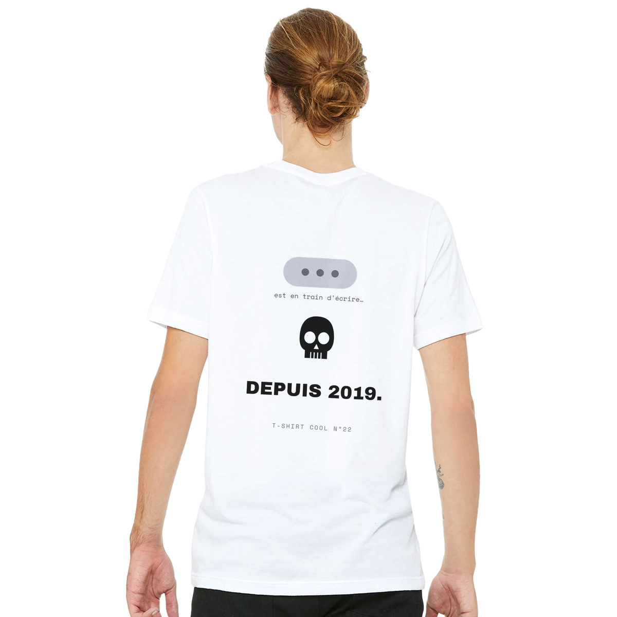 Est en train d'écrire…